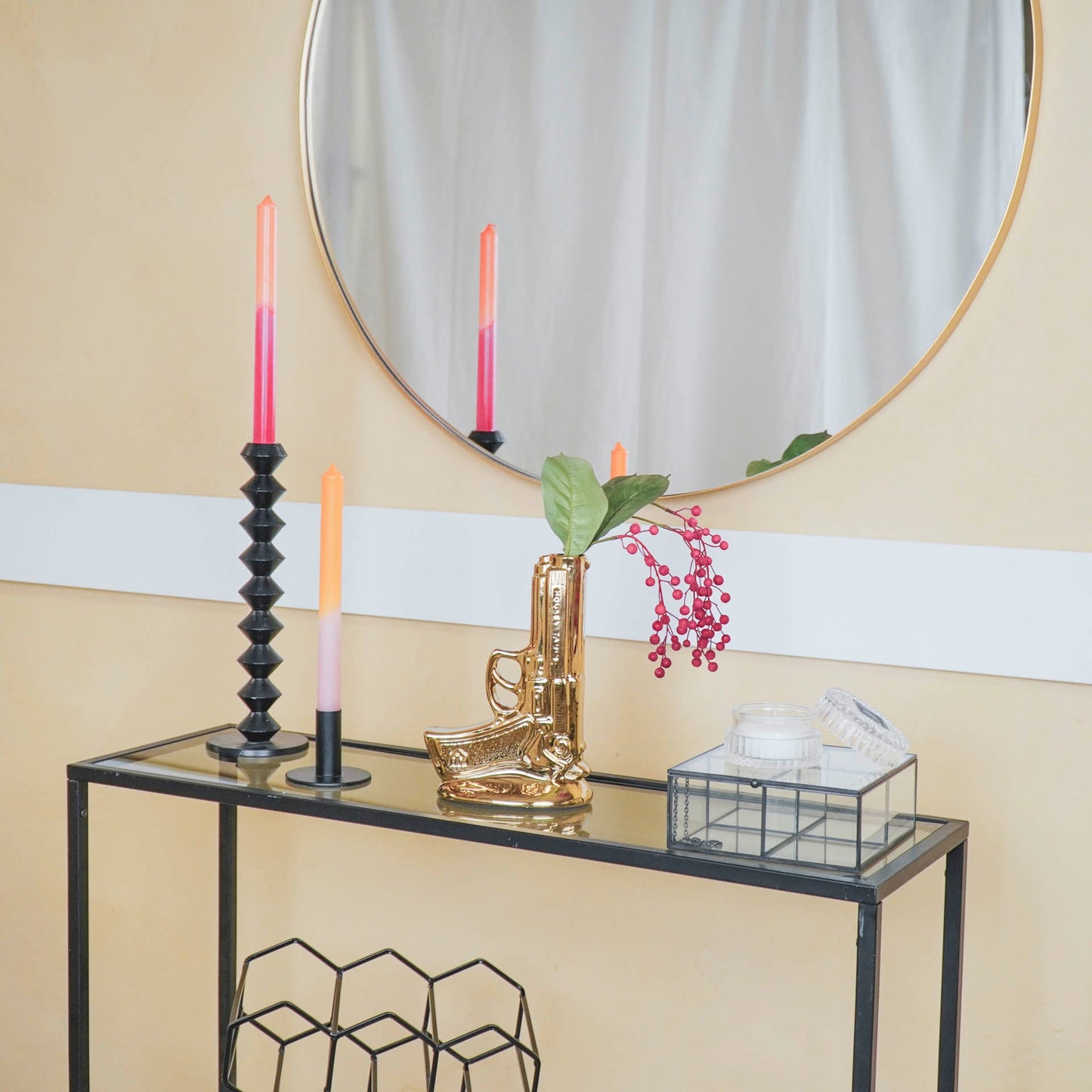 Silent Shot – Gold Ceramic Vase