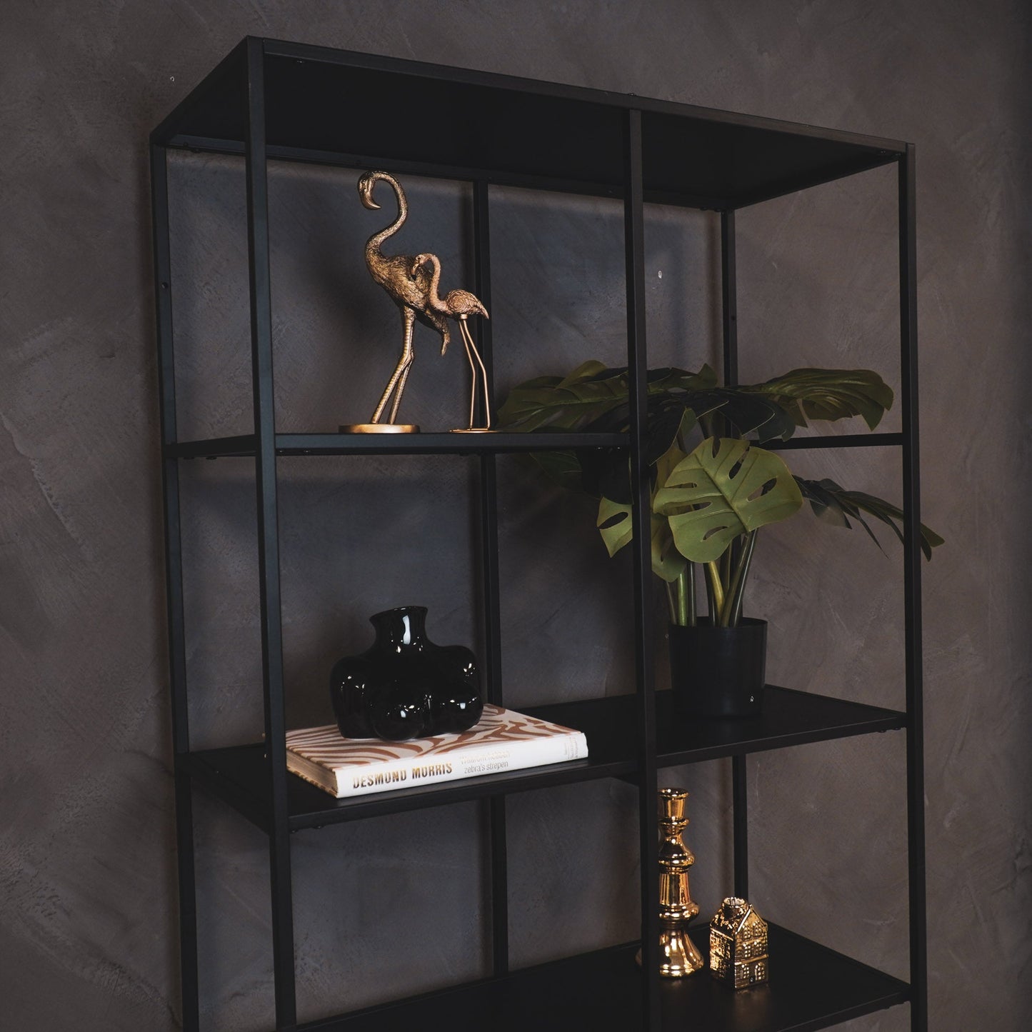 Femme in Form – Black Ceramic Vase